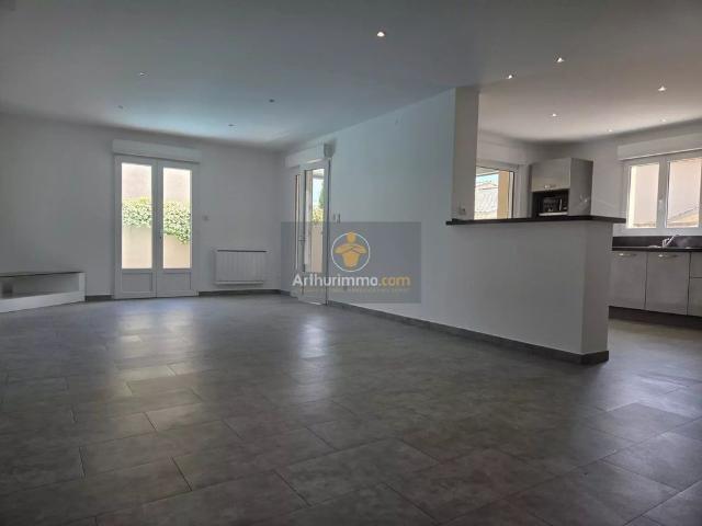 Location Maison 4 pièces 95 m2 à Saint Paul Trois Châteaux