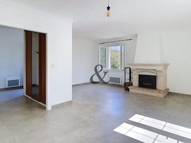 Location Maison 4 pièces 101 m2 Joue les tours