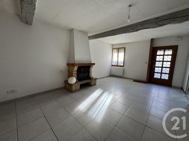 Location Maison 4 pièces 101 m2 La Tour du Crieu