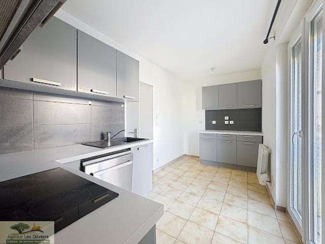 Location Maison 4 pièces 101 m2 Saint Georges d'Orques