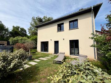 Location Maison 4 pièces 101.74 m2 Saint Cyr au Mont d'Or