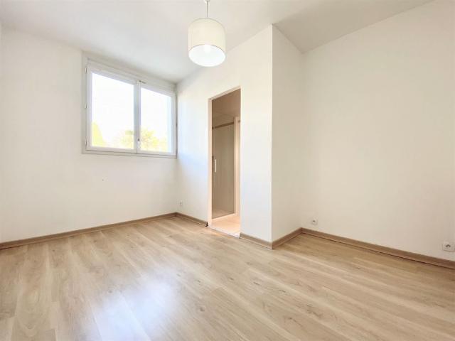 Location Maison 4 pièces 101m² ST GENIS LAVAL 69230