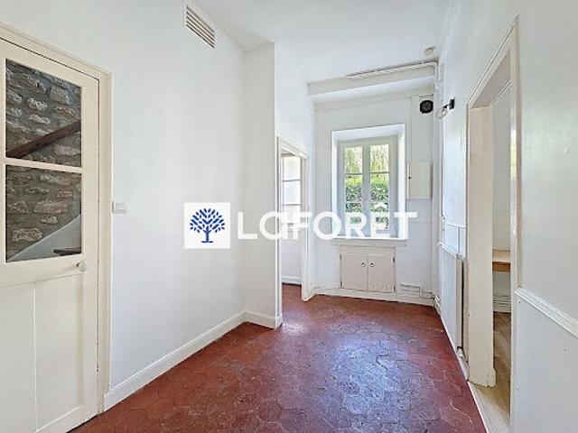 Location Maison 4 pièces 102 m2 Crespières