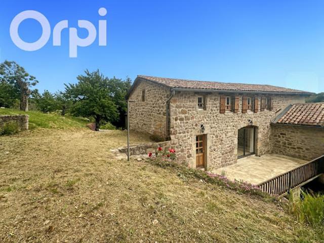 Location Maison 4 pièces 102.1 m2 Saint Joseph des Bancs