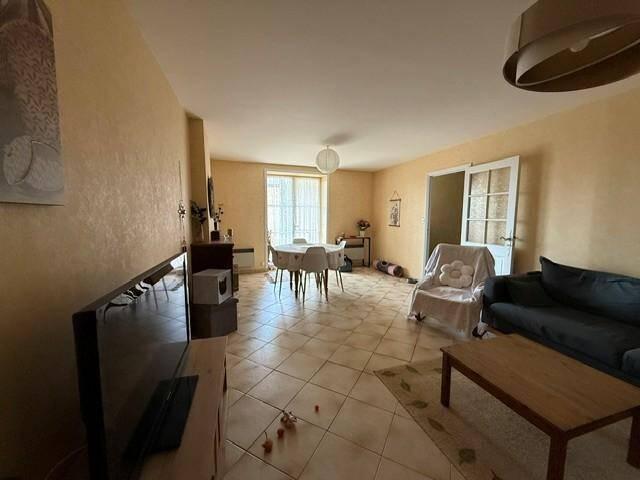 Location maison 4 pièces 103.72 m² à Chânes 71570 6 810 €