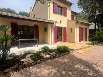 Maison à louer à Alpes - Jardin, Climatisation