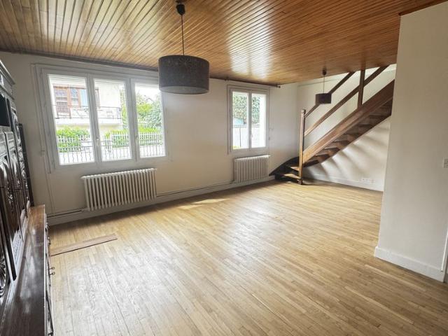 Location Maison 4 pièces 103m² TREMBLAY EN FRANCE 93290