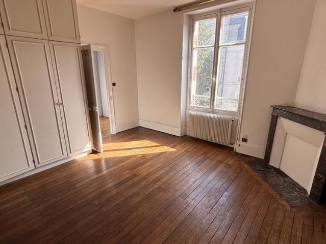 Location Maison 4 pièces 115m² ORLEANS 45000
