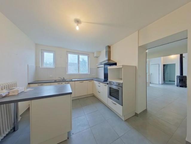 Location Maison 4 pièces 115m² ST GEORGES LES BAILLARGEAUX 86130