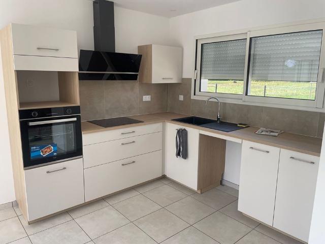 Location Maison 4 pièces 116m²