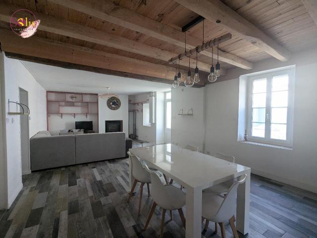 Location maison 4 pièces 118 m² à Boutiers Saint Trojan 16100