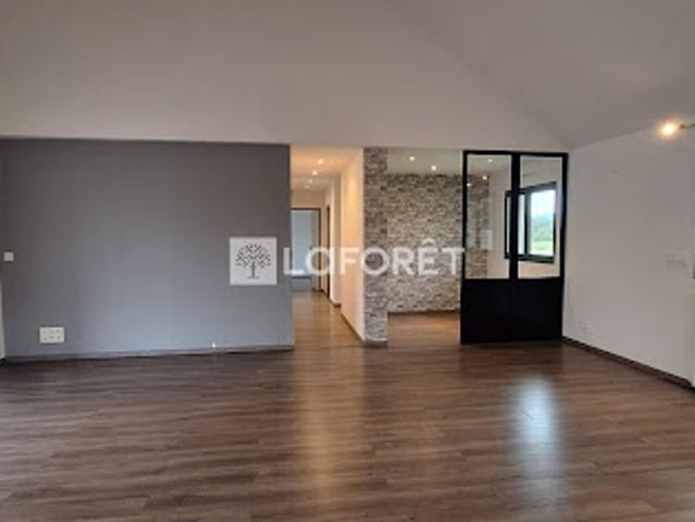 Location Maison 4 pièces 119 m2 Idron