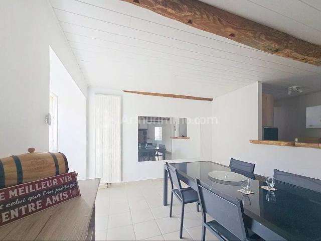 Location Maison 4 pièces 96 m2 à Saint Genès Champanelle
