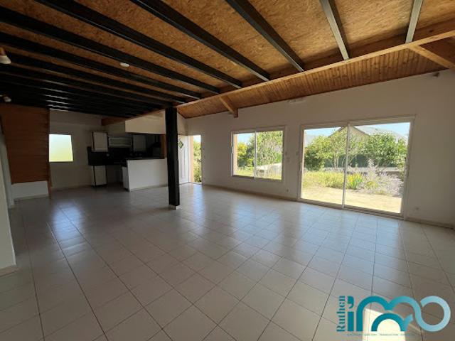 Location Maison 4 pièces 110 m2 Druelle
