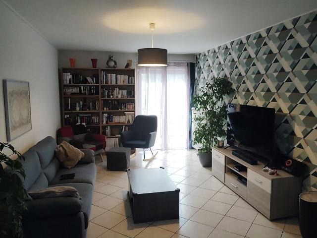 Location maison 4 pièces, 110.00m², Villebernier