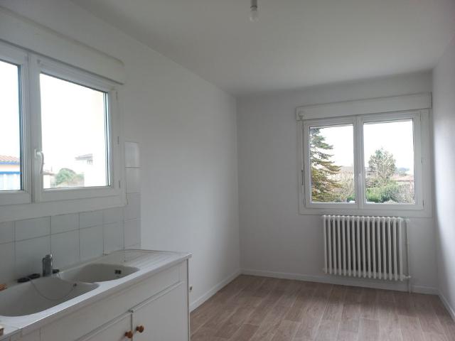 Location Maison 4 pièces 110m² VILLENEUVE TOLOSANE 31270