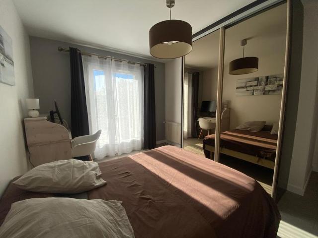 Location Maison 4 pièces 110m² L HOUMEAU 17137