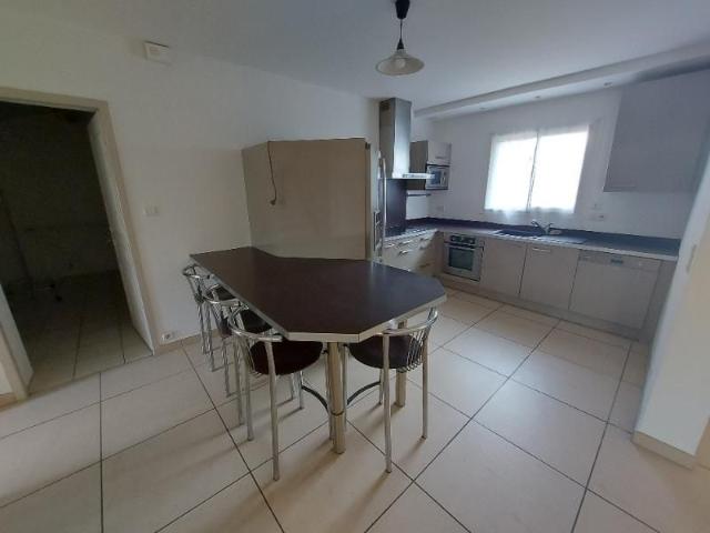 Location Maison 4 pièces 111m² TOULOUSE 31200
