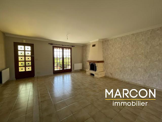 Location Maison 4 pièces 112 m2 Dun le Palestel