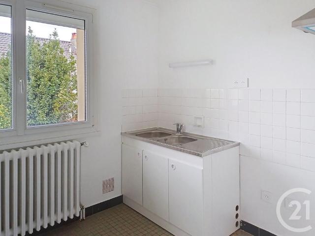 Location Maison 4 pièces 112m² GANNAT 03800