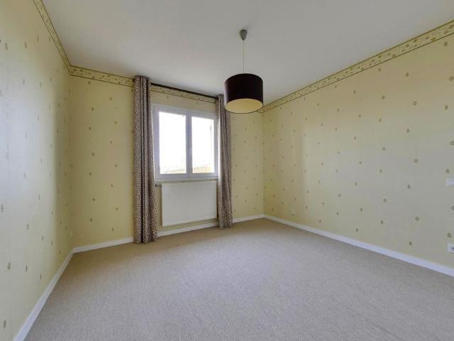 Location Maison 4 pièces 112m² HURIGNY 71870
