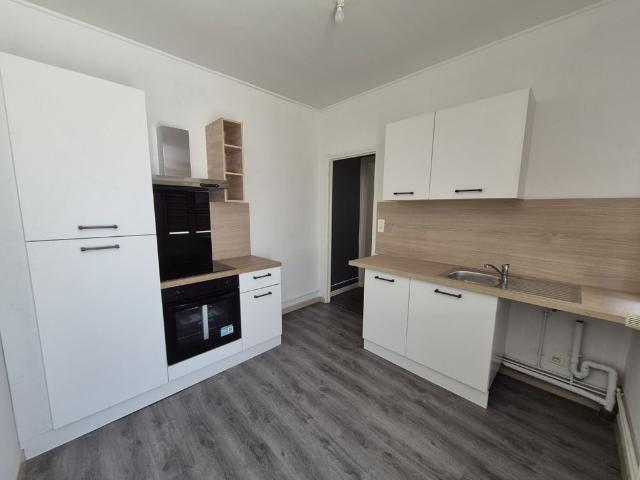 Location Maison 4 pièces 112m² LENS 62300