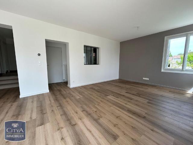 Location Maison 4 pièces 124m² NIORT 79000