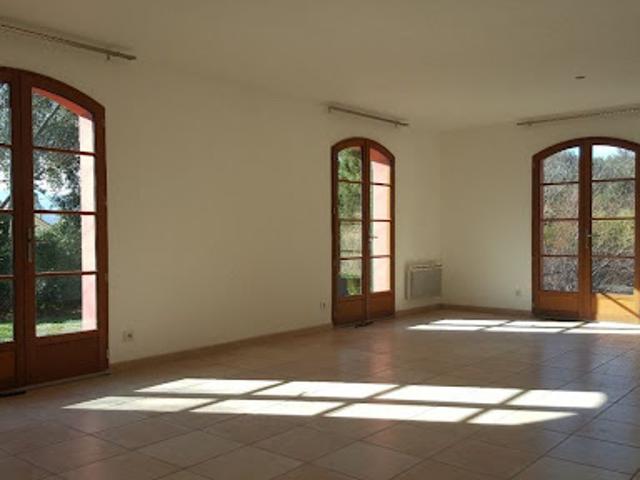 Location Maison 4 pièces 125 m2 Marseille 11ème