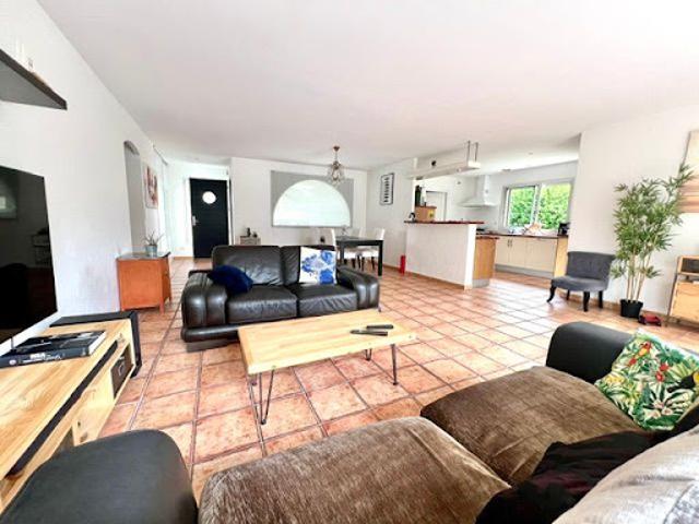 Location Maison 4 pièces 125 m2 Saint Martin de Seignanx