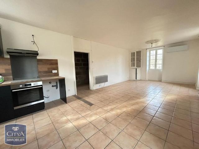 Location Maison 4 pièces 126m² DONZENAC 19270
