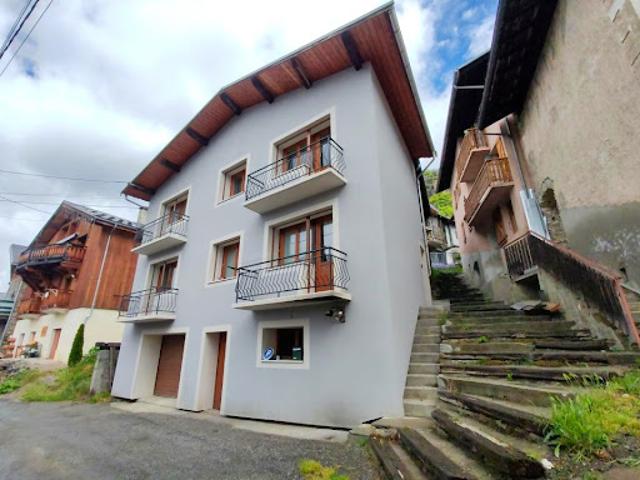 Location Maison 4 pièces 120 m2 Montagny