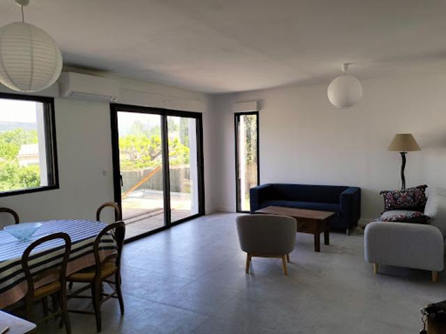 Location Maison 4 pièces 120 m2 Lambesc