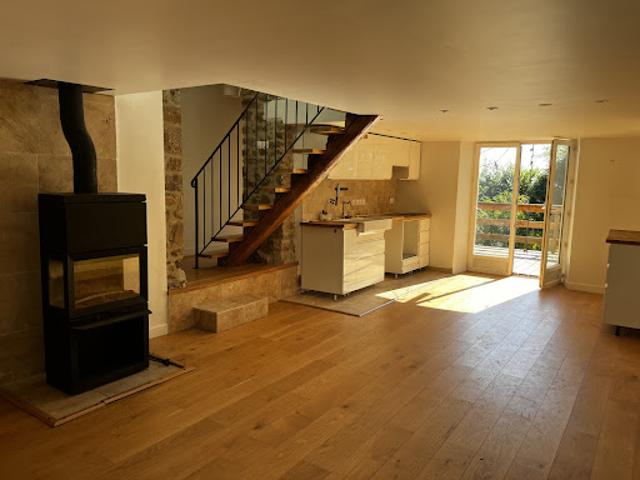 Location Maison 4 pièces 120 m2 Saint Romain d'Ay