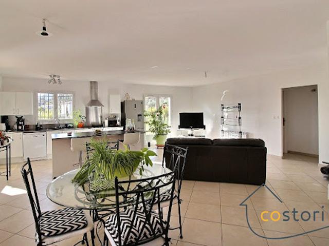 Location Maison 4 pièces 122.54 m2 Le Luc