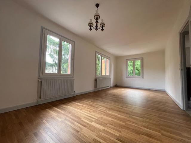 Location Maison 4 pièces 123.76 m2 Charnay lès Mâcon