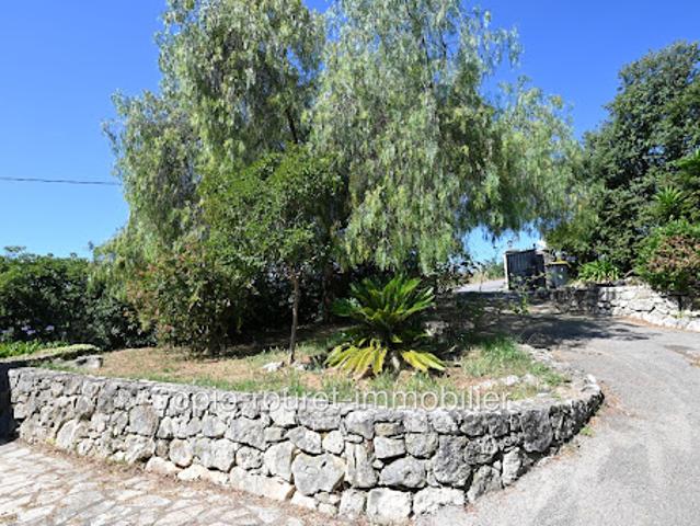 Location Maison 4 pièces 123.88 m2 Roquefort les Pins