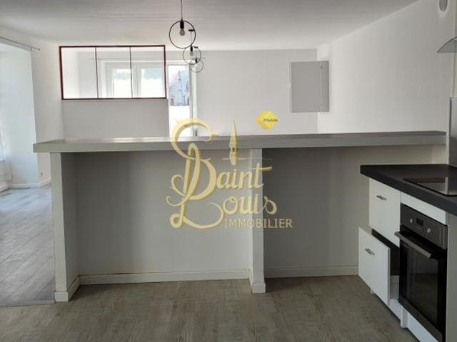 Location Maison 4 pièces 123m² LA TOUR ST GELIN 37120