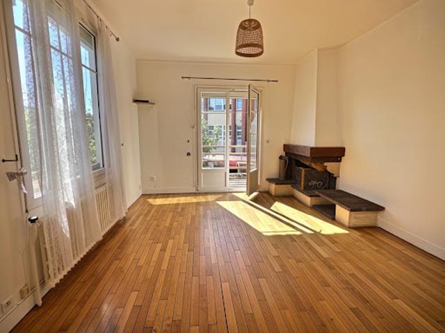 Location Maison 4 pièces 130 m2 Romainville