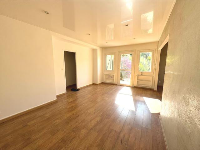 Location Maison 4 pièces 130m² CASSIS 13260