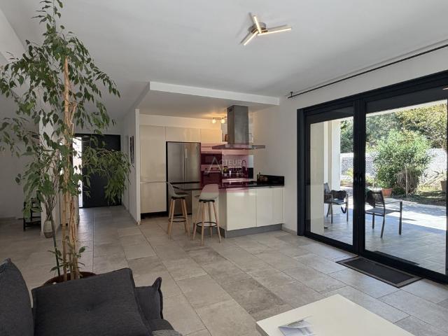Location Maison 4 pièces 130m² JUVIGNAC 34990