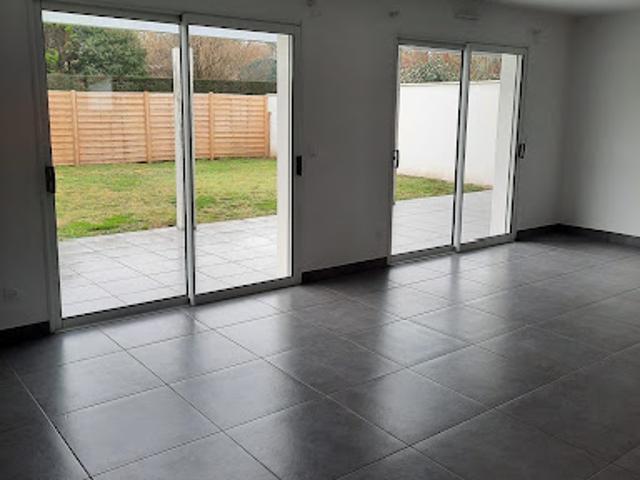 Location Maison 4 pièces 132 m2 Candresse