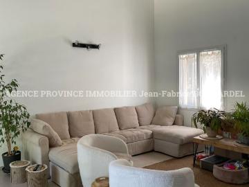 Location Maison 4 pièces 132m² GRIGNAN 26230