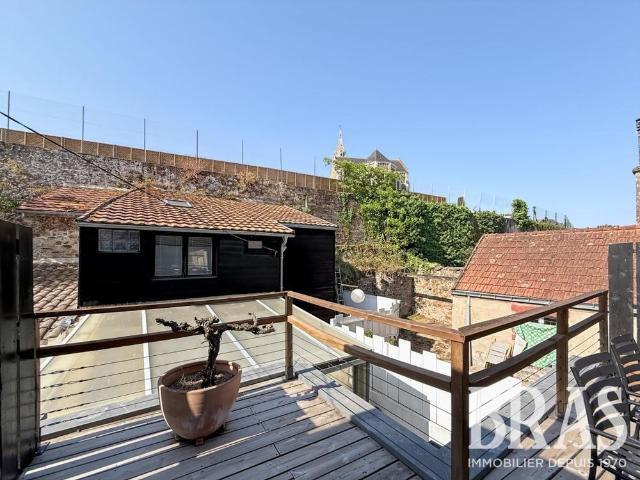Location Maison 4 pièces 132m² INDRE 44610