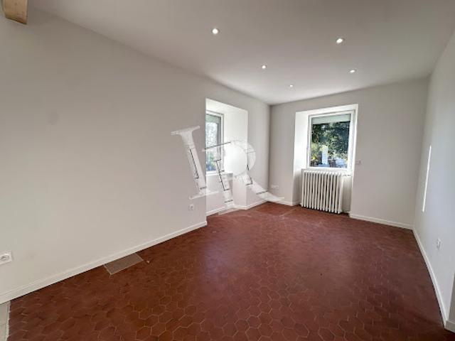 Location Maison 4 pièces 133 m2 Saint Vidal