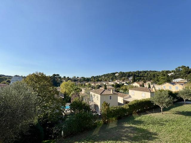 Location Maison 4 pièces 144 m2 Marseille 12ème