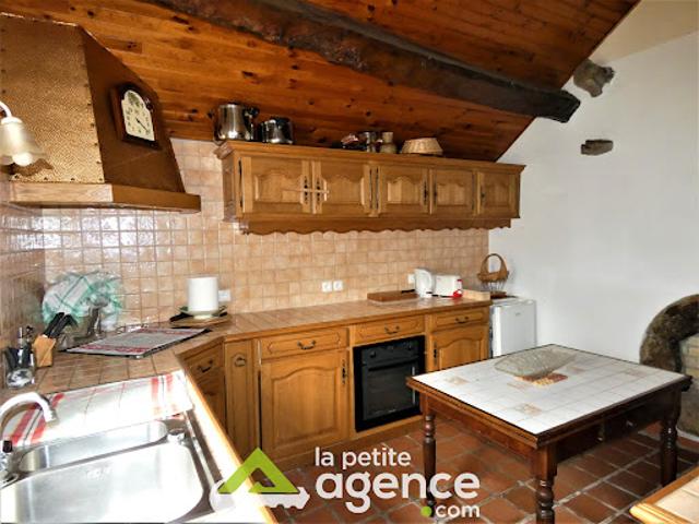 Location Maison 4 pièces 144 m2 Hyds