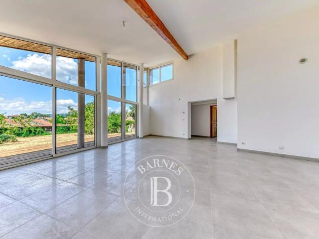 Location Maison 4 pièces 147m² CALUIRE ET CUIRE 69300
