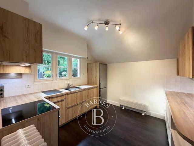 Location Maison 4 pièces 142.61 m2 Bougival