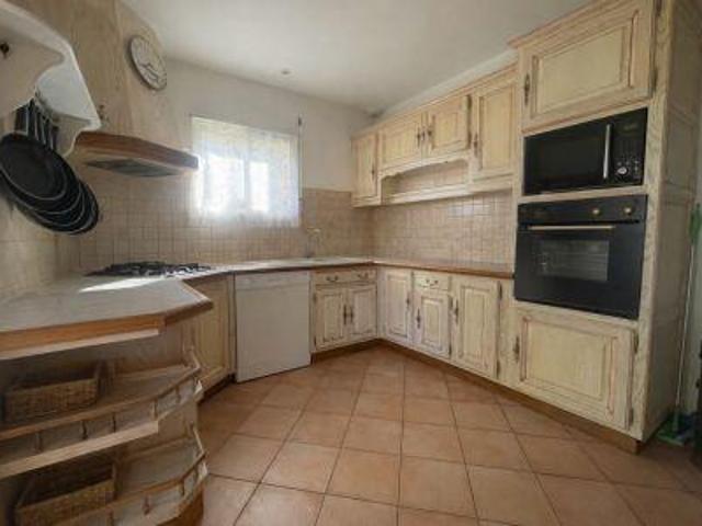 Location Maison 4 pièces 157.27 m² st Etienne De Tulmont