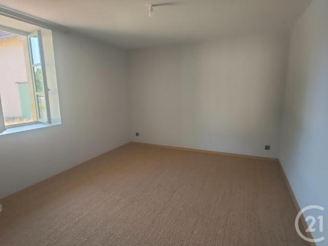 Location Maison 4 pièces 150m² LURCY LEVIS 03320